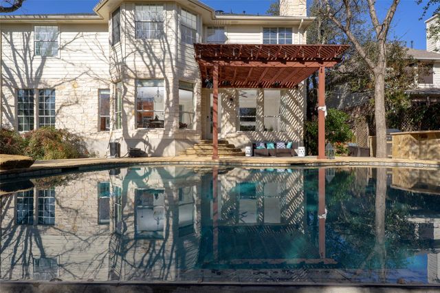 9556 Indigo Brush DR, Austin, TX 78726