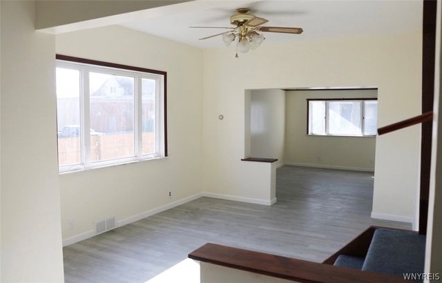 91 Wildwood Place, West Seneca, NY 14210