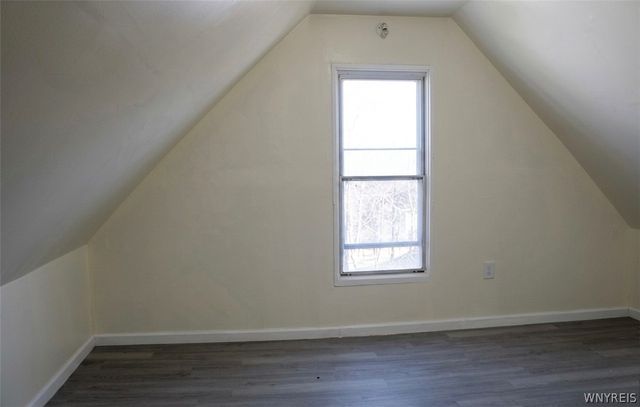 91 Wildwood Place, West Seneca, NY 14210