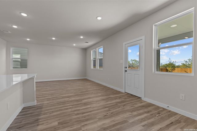 2327 Crisp Gln, San Antonio, TX 78224