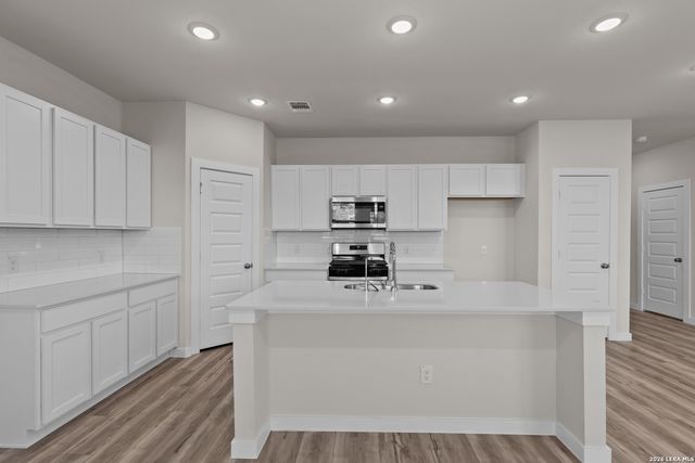 2327 Crisp Gln, San Antonio, TX 78224
