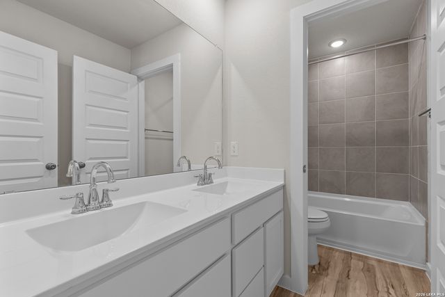2327 Crisp Gln, San Antonio, TX 78224
