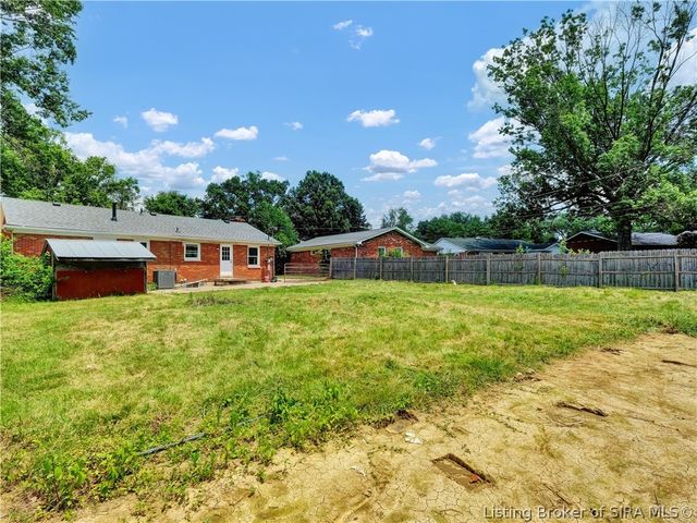 1414 Silver Slate Drive, New Albany, IN 47150