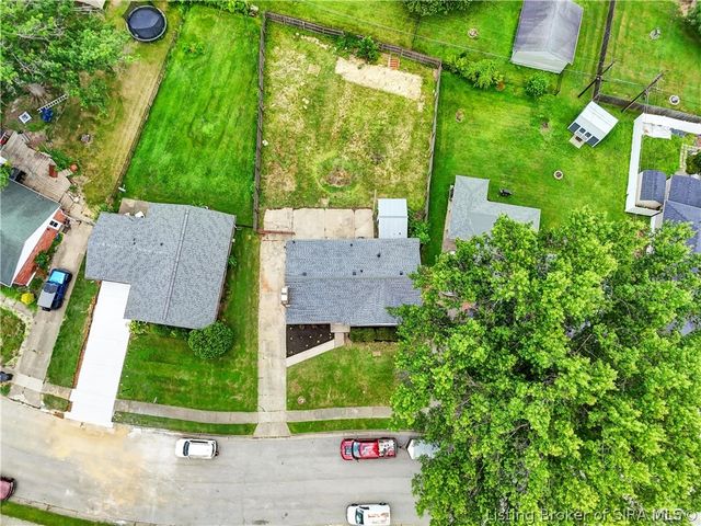 1414 Silver Slate Drive, New Albany, IN 47150