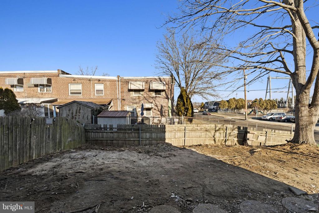 Image 20 of property listing at 168 ERVIN AVE, Marcus Hook, PA 19061