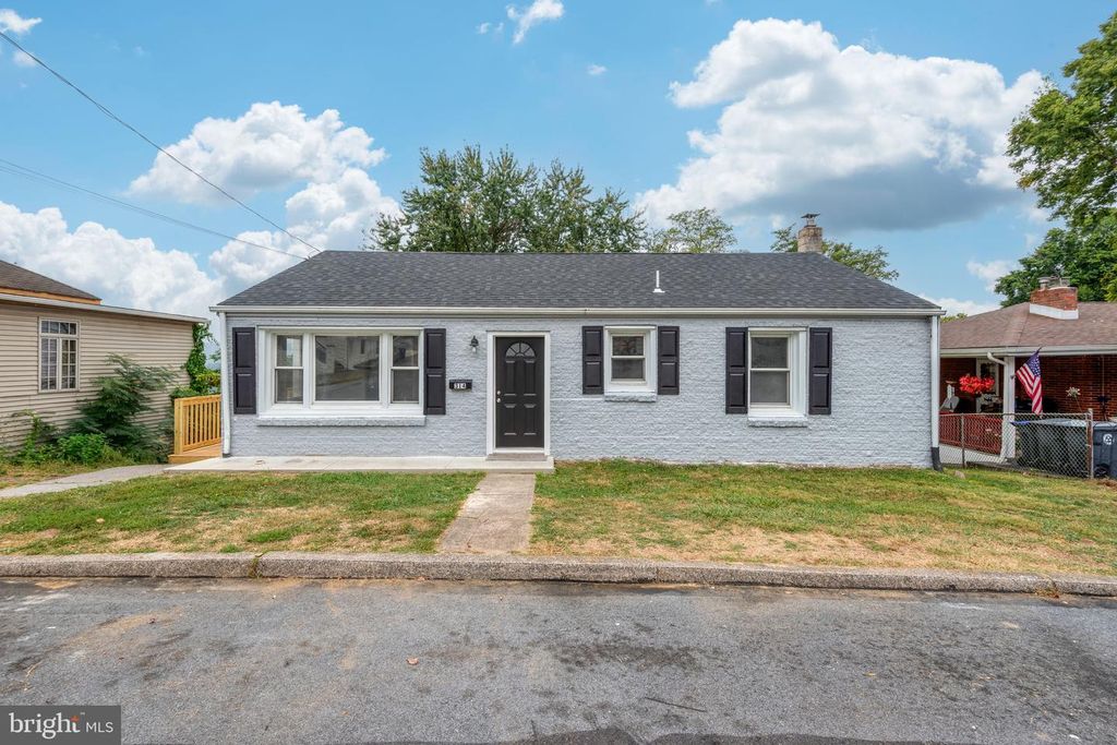 314 S 4TH ST, Steelton, PA 17113