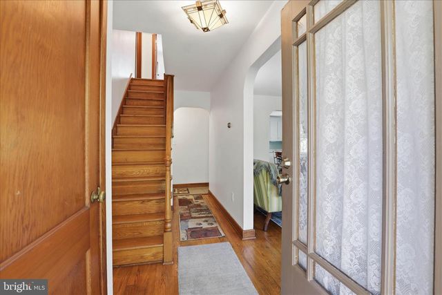 381 BARBARA, Millersville, PA 17551