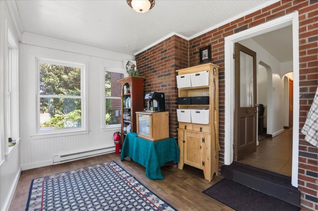 381 BARBARA, Millersville, PA 17551