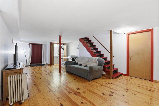 381 BARBARA, Millersville, PA 17551