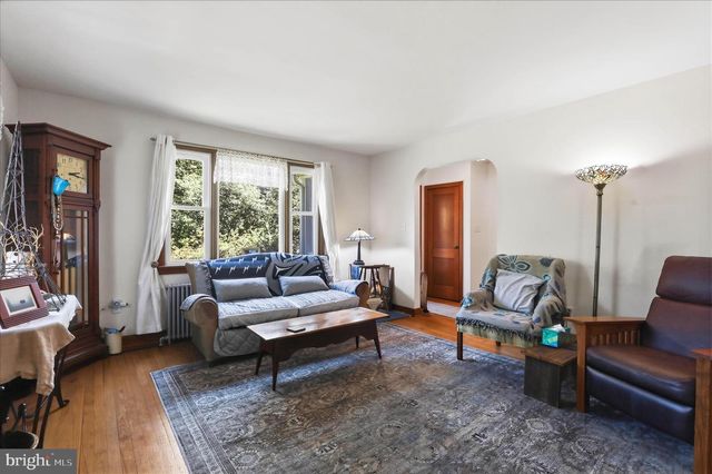 381 BARBARA, Millersville, PA 17551
