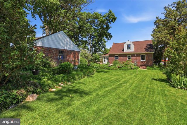 381 BARBARA, Millersville, PA 17551