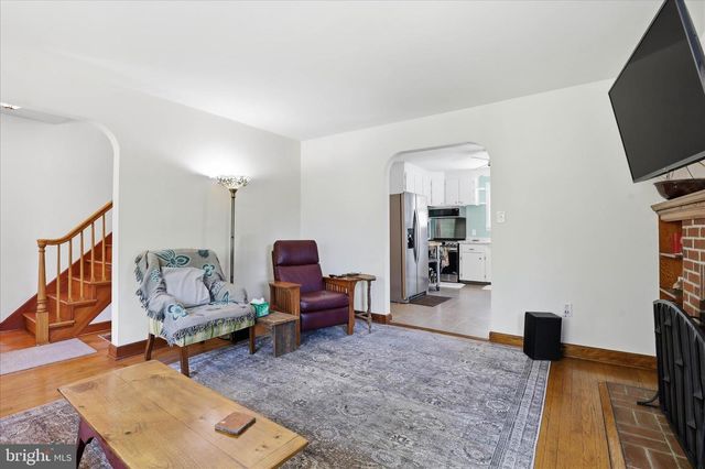 381 BARBARA, Millersville, PA 17551