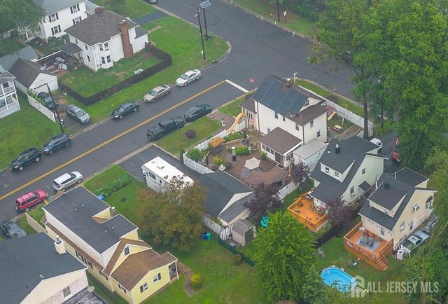 102 runyon Avenue, Middlesex, NJ 08846