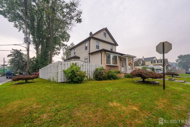 102 runyon Avenue, Middlesex, NJ 08846