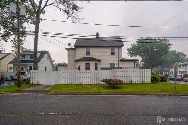 102 runyon Avenue, Middlesex, NJ 08846