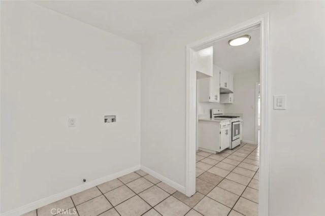 14722 Strathern, Panorama City, CA 91402