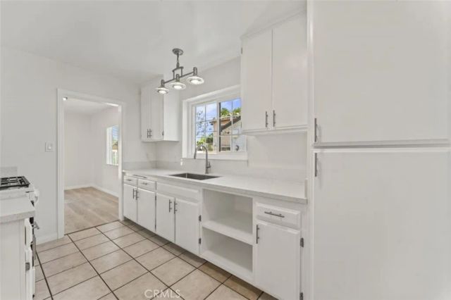 14722 Strathern, Panorama City, CA 91402