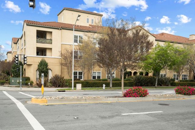 1883 Agnew Road 112, Santa Clara, CA 95054
