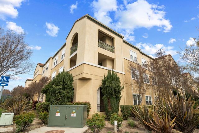 1883 Agnew Road 112, Santa Clara, CA 95054