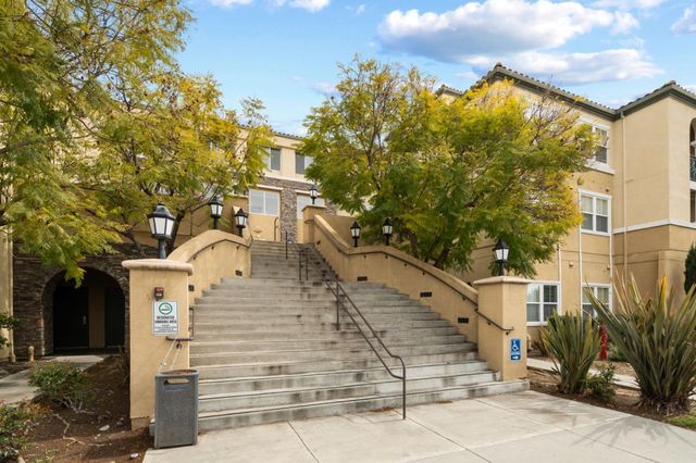1883 Agnew Road 112, Santa Clara, CA 95054
