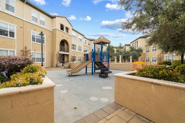 1883 Agnew Road 112, Santa Clara, CA 95054