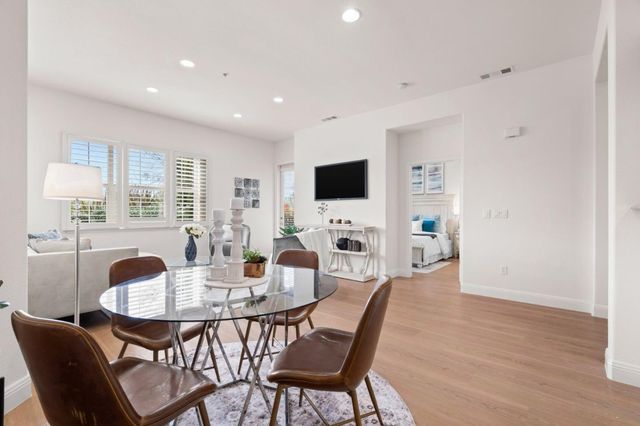 1883 Agnew Road 112, Santa Clara, CA 95054