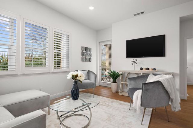 1883 Agnew Road 112, Santa Clara, CA 95054