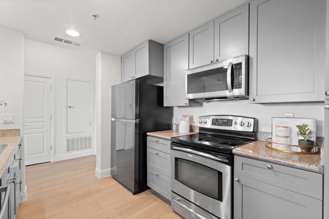 1883 Agnew Road 112, Santa Clara, CA 95054