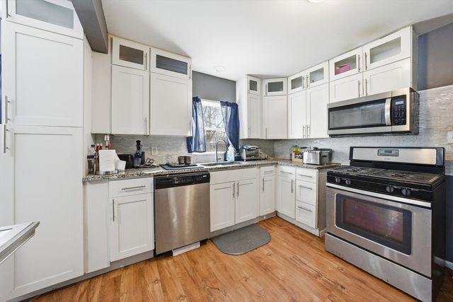 1773 E 158th Street, South Holland, IL 60473