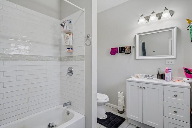 1773 E 158th Street, South Holland, IL 60473