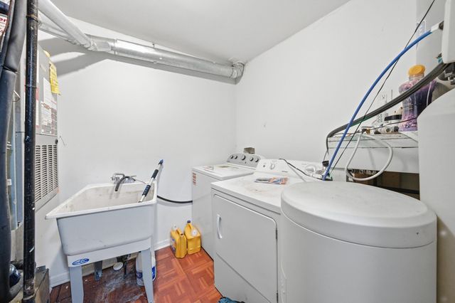 1773 E 158th Street, South Holland, IL 60473