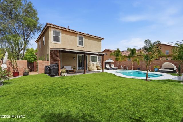 8949 N Wild Eagle Avenue, Tucson, AZ 85742