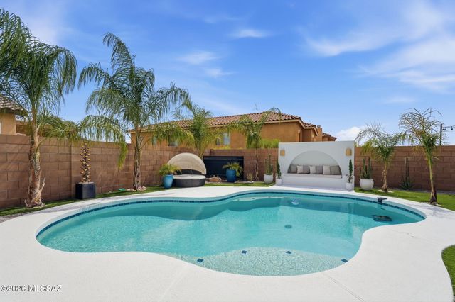 8949 N Wild Eagle Avenue, Tucson, AZ 85742