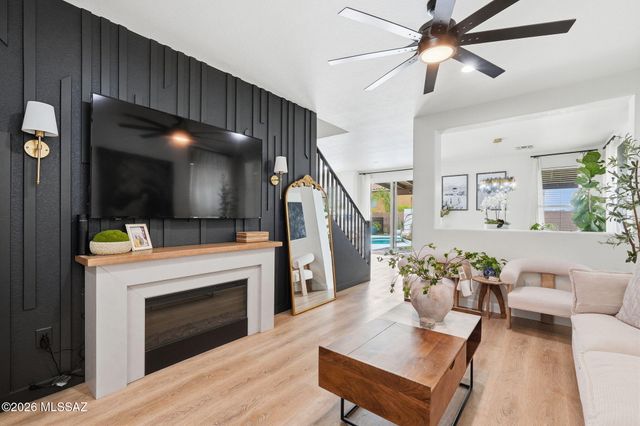 8949 N Wild Eagle Avenue, Tucson, AZ 85742