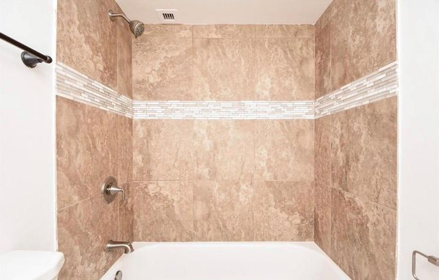 3525 Sage Road 1018, Houston, TX 77056