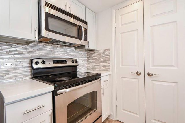 3525 Sage Road 1018, Houston, TX 77056
