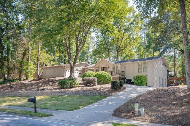 3370 Indian Hills Drive, Marietta, GA 30068