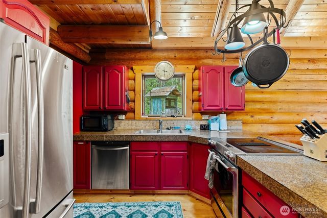 40 Lake Cle Elum Dam Road, Ronald, WA 98940