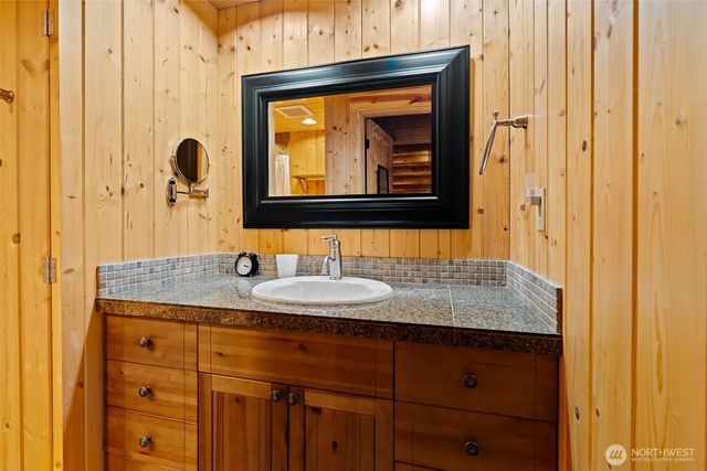 40 Lake Cle Elum Dam Road, Ronald, WA 98940