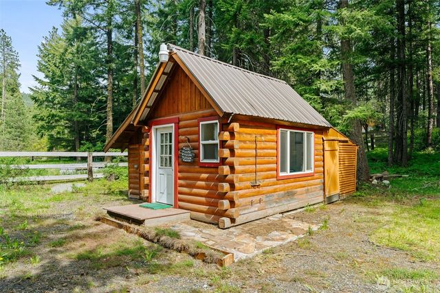 40 Lake Cle Elum Dam Road, Ronald, WA 98940