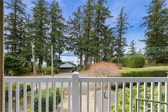 1348 Chuckanut Drive, Bellingham, WA 98229
