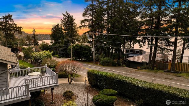 1348 Chuckanut Drive, Bellingham, WA 98229