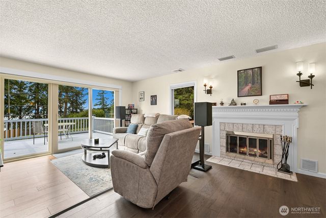 1348 Chuckanut Drive, Bellingham, WA 98229