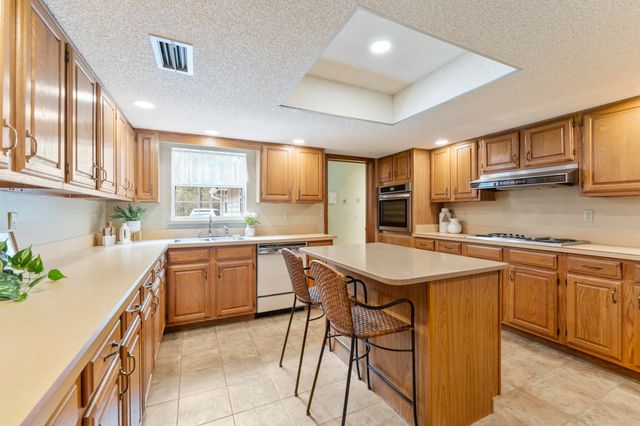 2905 Joe Ashton Rd, St Augustine, FL 32092