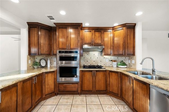 31049 Corte Arroyo, Temecula, CA 92592