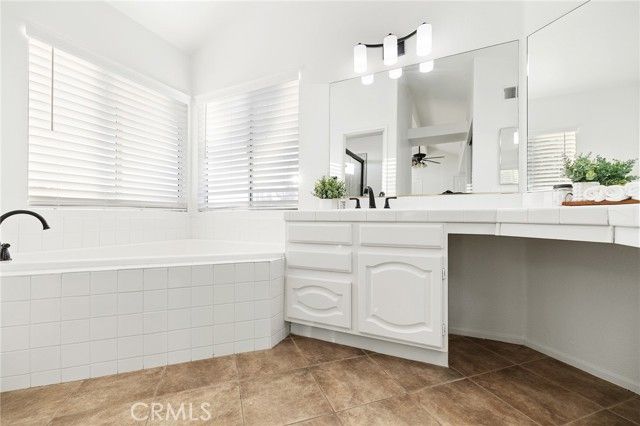 31049 Corte Arroyo, Temecula, CA 92592