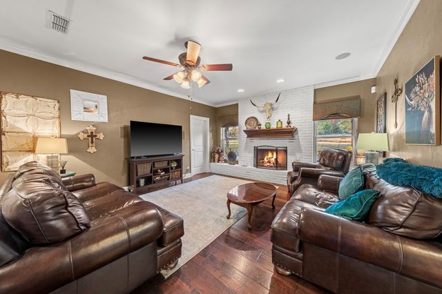 125 Grady Lane, Kerrville, TX 78028