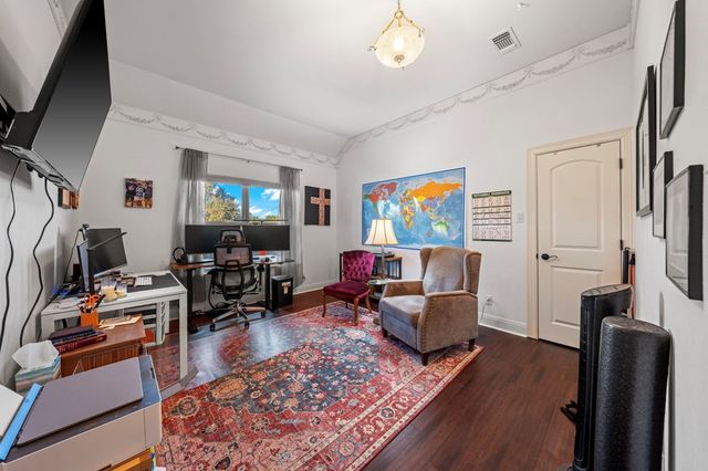 125 Grady Lane, Kerrville, TX 78028