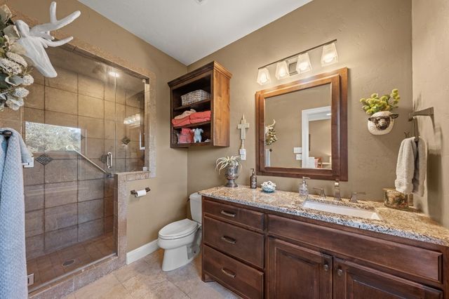 125 Grady Lane, Kerrville, TX 78028