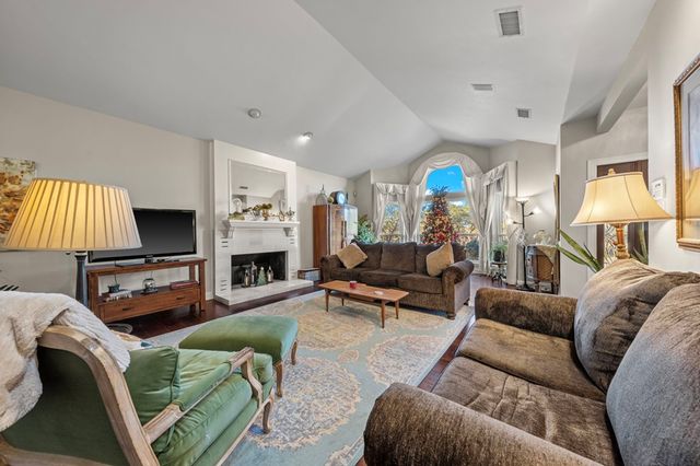 125 Grady Lane, Kerrville, TX 78028